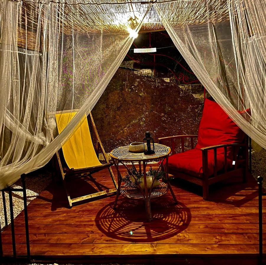 Vecchia Fonte Couette-café Campiglia Marittima